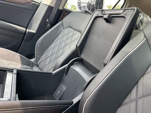 New 2026 Volkswagen Atlas SEL Premium R-Line AWD/4WD image 40