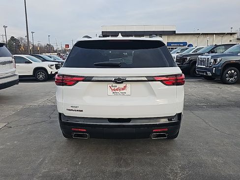 Certified 2023 Chevrolet Traverse Premier w/ Redline Edition image 5