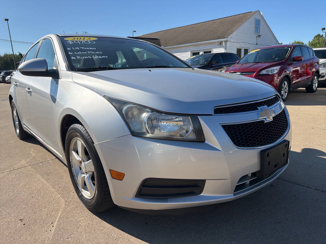 Used 2012 Chevrolet Cruze LT FWD image 2