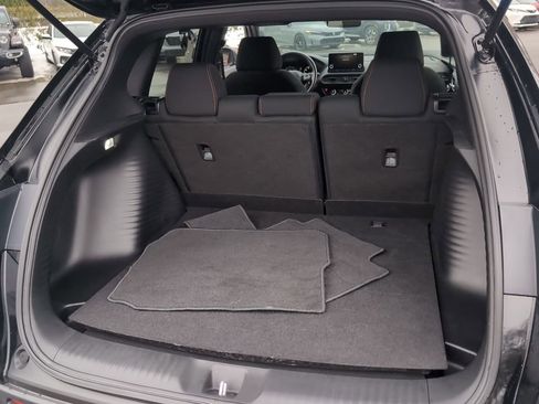 Certified 2025 Honda HR-V Sport image 12