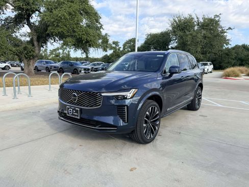 New 2026 Volvo XC90 B6 Ultra w/ Protection Package AWD/4WD image 2