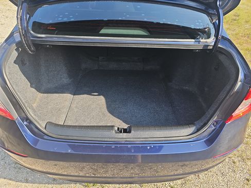 Used 2018 Honda Accord EX-L image 9