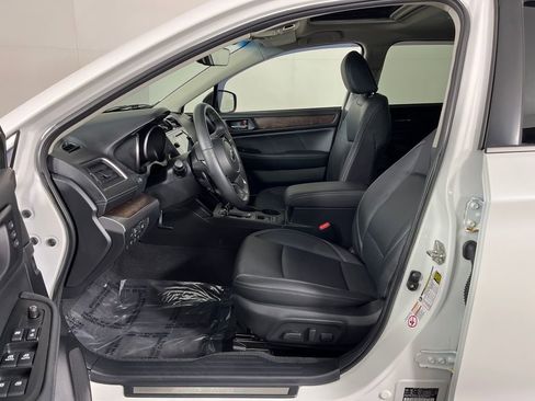 Used 2019 Subaru Outback 2.5i Limited image 11