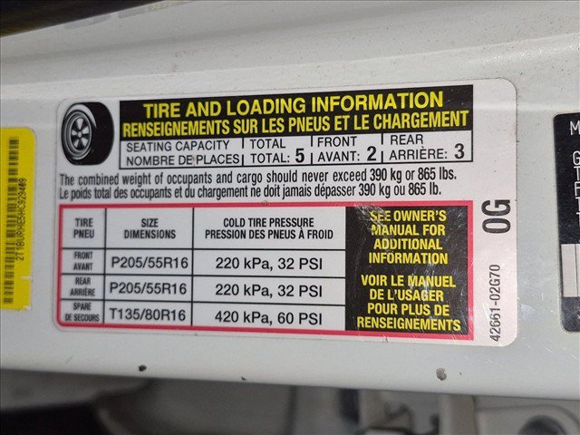 Used 2017 Toyota Corolla LE FWD image 17