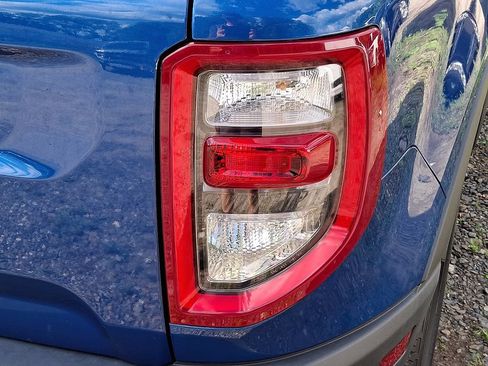 Used 2023 Ford Bronco Sport Outer Banks w/ Tech Package AWD/4WD image 9