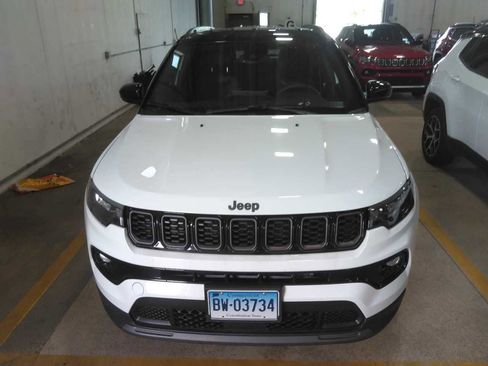Used 2026 Jeep Compass Limited AWD/4WD image 7