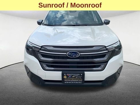 Certified 2025 Subaru Forester Premium AWD/4WD image 4