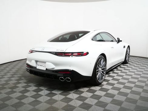 Used 2025 Mercedes-Benz AMG GT 43 image 33