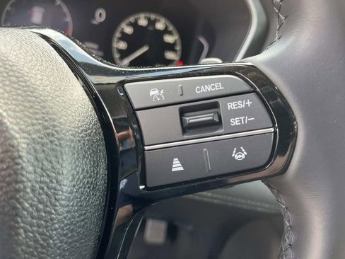 Used 2025 Honda Pilot Touring image 33