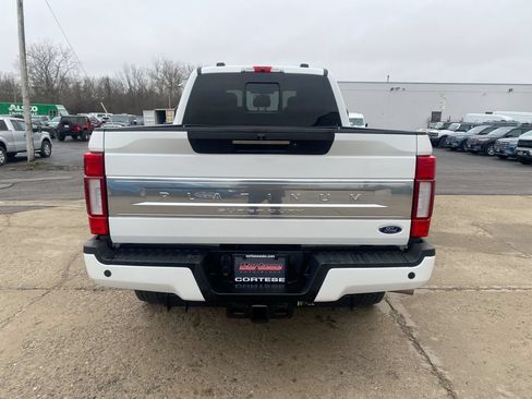 Used 2022 Ford F350 Platinum w/ FX4 Off-Road Package AWD/4WD image 7