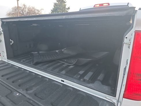 Used 2017 Toyota Tundra Limited image 16