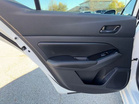 Used 2023 Nissan Altima 2.5 SV w/ SV Premium Package image 26