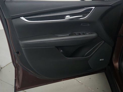 Used 2022 Cadillac XT5 Premium Luxury AWD/4WD image 16