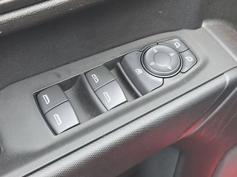 Certified 2025 Chevrolet Silverado 1500 Custom w/ Turbomax Blackout Package AWD/4WD image 31