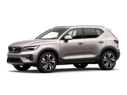 Certified 2024 Volvo XC40 B5 Ultimate w/ Climate Package