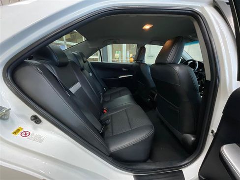 Used 2014 Toyota Camry SE w/ Fleet Convenience Package FWD image 23