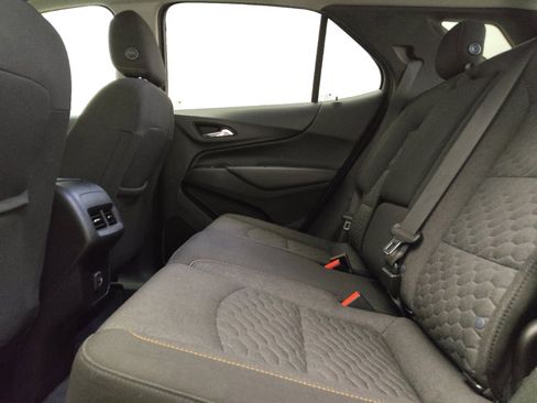 Used 2020 Chevrolet Equinox LT AWD/4WD image 18