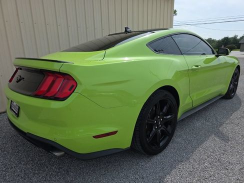 Used 2020 Ford Mustang Coupe w/ Equipment Group 101A RWD image 5