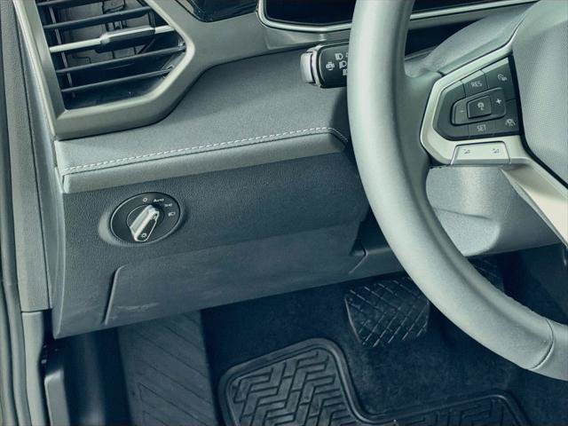 New 2027 Volkswagen Taos SE AWD/4WD image 10