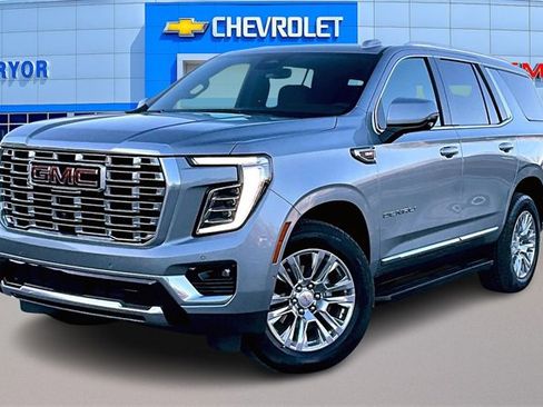 Used 2025 GMC Yukon Denali image 3