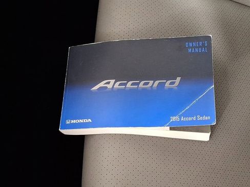 Used 2015 Honda Accord EX-L image 25
