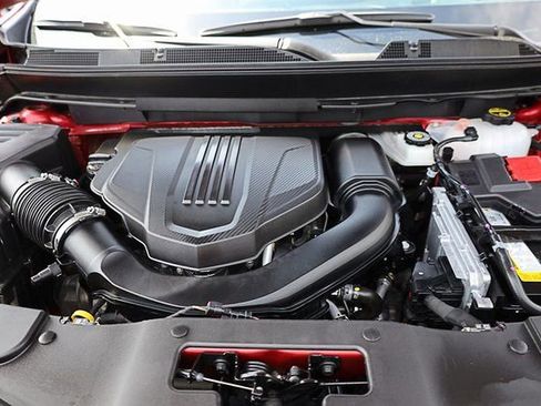 Used 2024 Chevrolet Traverse Z71 image 35