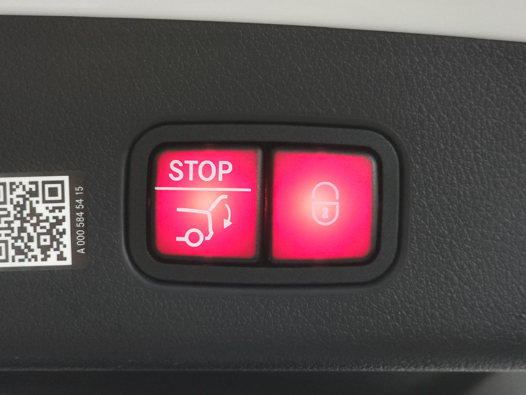 Certified 2026 Mercedes-Benz GLC 300 4MATIC image 28