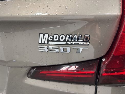 Used 2020 Cadillac XT4 Premium Luxury w/ Cold Weather Package image 28