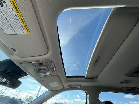 New 2025 Kia Telluride S image 23