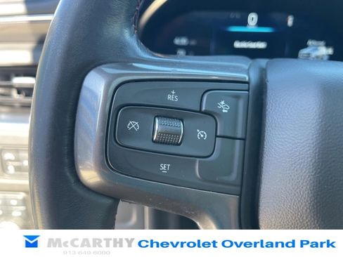 Used 2022 Chevrolet Suburban RST AWD/4WD image 23