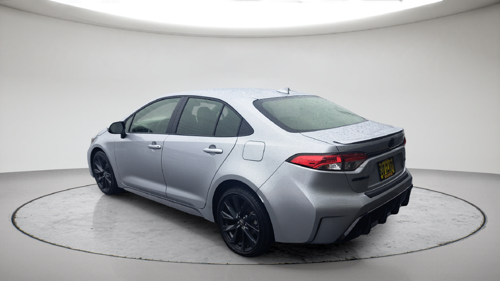 Used 2026 Toyota Corolla SE w/ SE Package FWD image 7