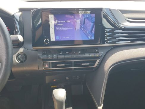 Certified 2025 Toyota Camry LE image 22