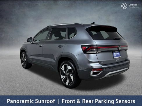 Used 2025 Volkswagen Taos SE AWD/4WD image 7