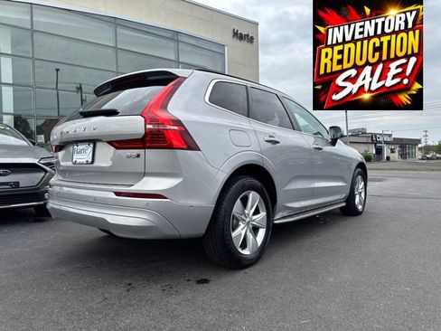 Used 2022 Volvo XC60 B5 Momentum AWD/4WD image 9