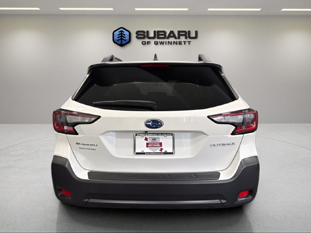 Used 2025 Subaru Outback Premium AWD/4WD image 4