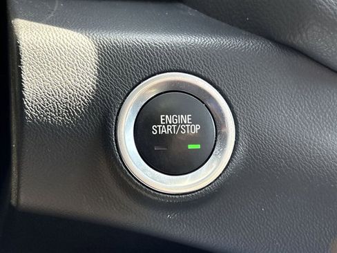 Certified 2023 GMC Terrain AT4 w/ Tech Package AWD/4WD image 16
