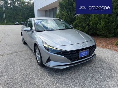 Used 2022 Hyundai Elantra SE