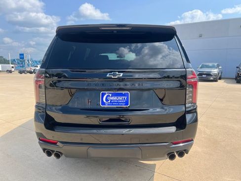 Certified 2025 Chevrolet Suburban Z71 AWD/4WD image 4