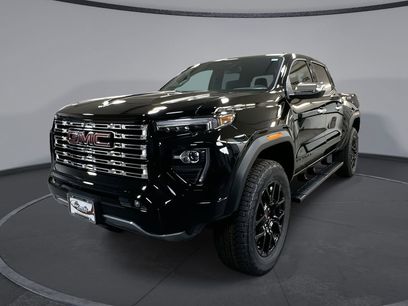 New 2025 GMC Canyon Denali w/ LPO, Denali Black Edition