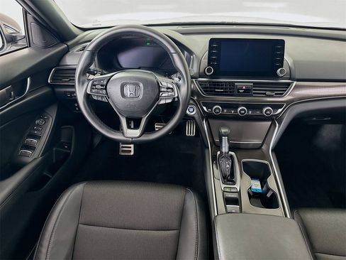 Used 2022 Honda Accord Sport image 16