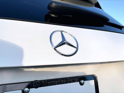 Certified 2025 Mercedes-Benz GLA 250 4MATIC image 31