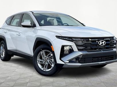 New 2025 Hyundai Tucson SE