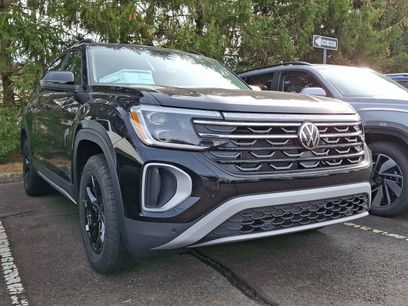 New 2026 Volkswagen Atlas Peak Edition
