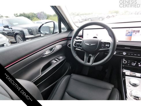 Used 2026 Genesis GV70 2.5T AWD/4WD image 11
