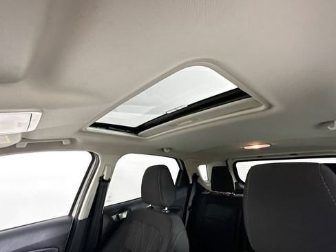 Certified 2020 Ford EcoSport SE image 21