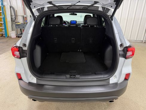 Certified 2025 Ford Escape ST-Line Select AWD/4WD image 29