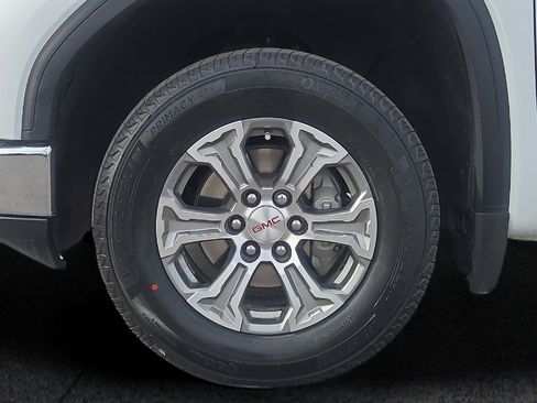 Used 2025 GMC Sierra 1500 SLT AWD/4WD image 8