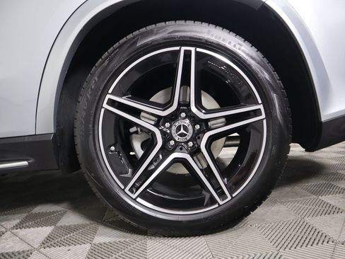 New 2026 Mercedes-Benz GLS 450 4MATIC image 32