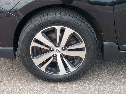 Used 2019 Subaru Outback 2.5i Limited w/ Popular Package #2 AWD/4WD image 13