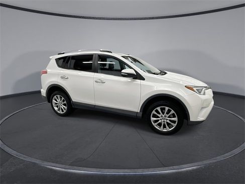 Used 2018 Toyota RAV4 Limited image 2